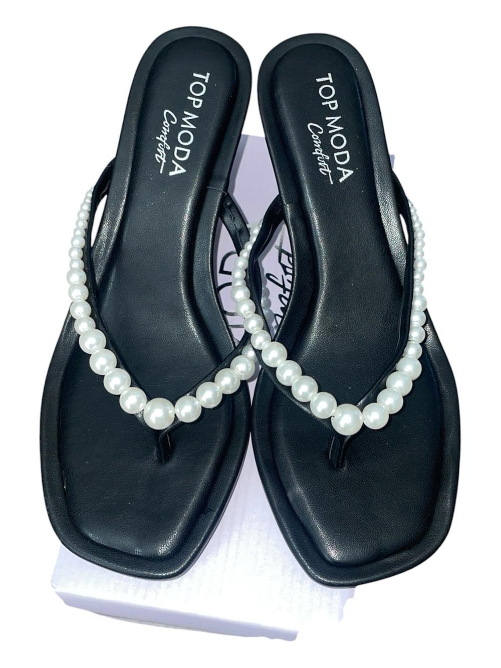 Top moda comfort black kitten heels with pearls